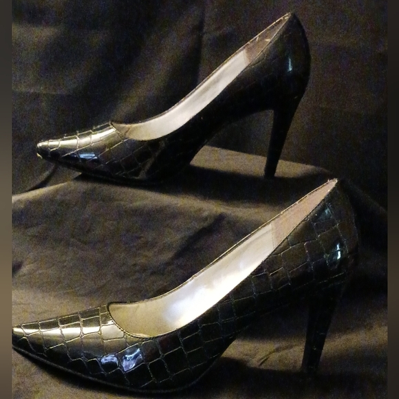 Bandolino patent leather croc print sz 8.5W - Picture 5 of 11